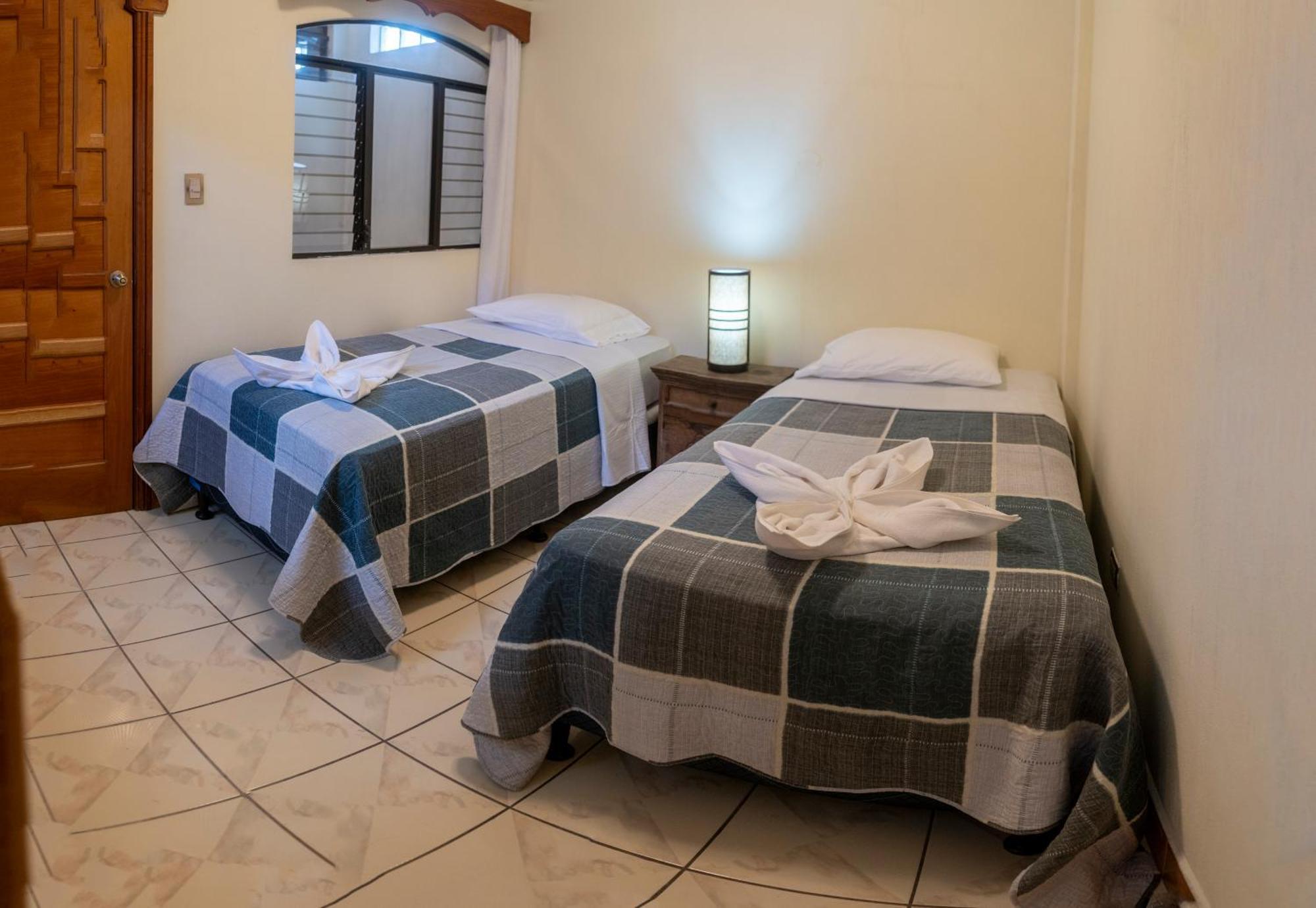 Hotel Los Manantiales Panajachel Zewnętrze zdjęcie